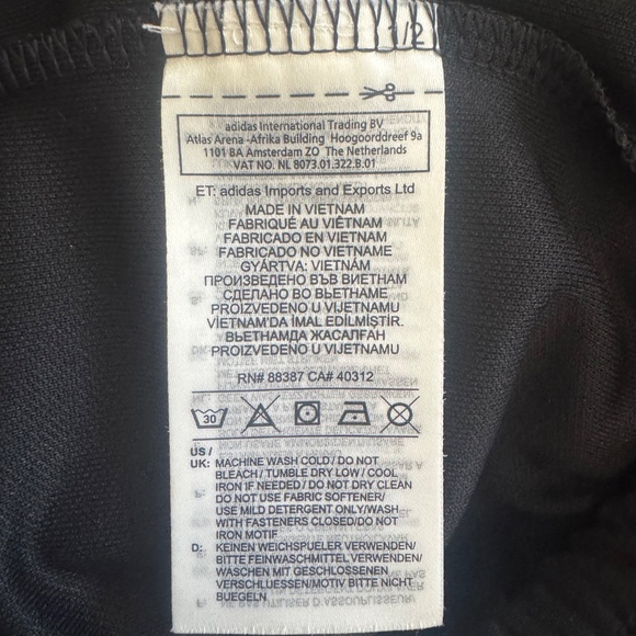 ADIDAS Women`s Cropped Leg Snap Black Pant Romper Jumpsuit - Picture 4 of 4